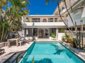 Byron Bay Accom - Lawson House 1